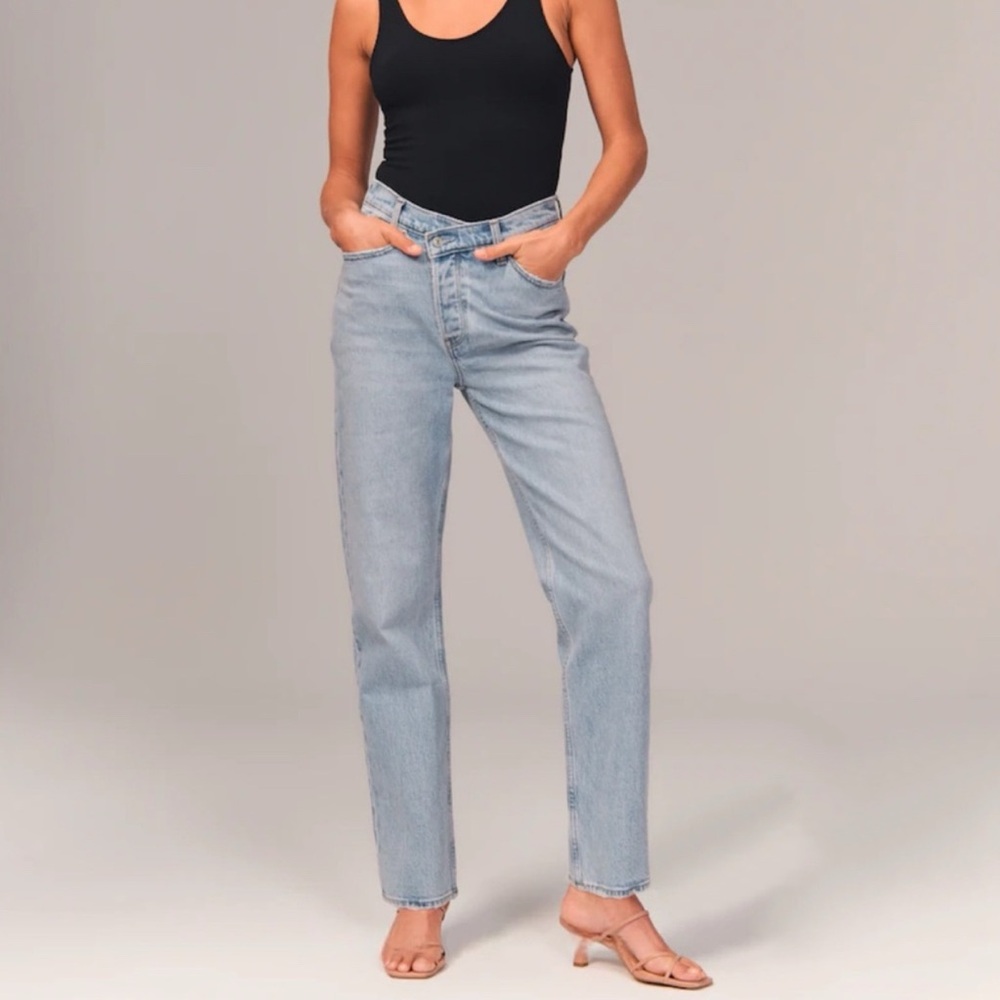 Abercrombie High Rise Dad Jean